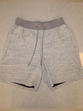 Lululemon Mens Ease the Day Shorts
